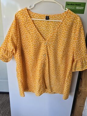 SHEIN Yellow Dotted V-Neck Button Blouse